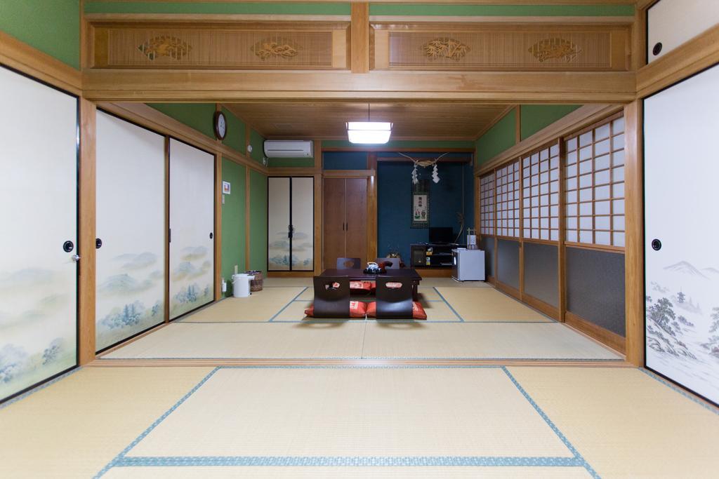 Minshuku Tenhou Hotel Takachiho Eksteriør billede